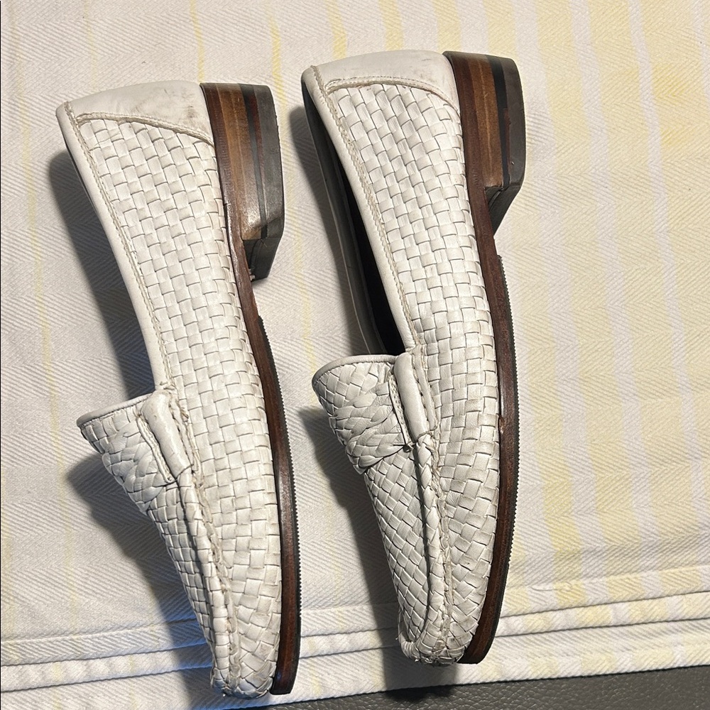 Bruno Magli Woven White Leather Penny Loafers size 7.5 fit like an 8.5 women’s - Picture 4 of 8